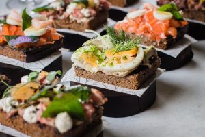 Découvrez les délices de la gastronomie Scandinave : un voyage culinaire nordique