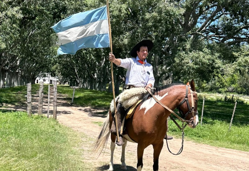 Buenos Aires - San Antonio de Areco - Buenos Aires