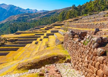 Cuzco - Awana Kancha - Pisac - Urubamba