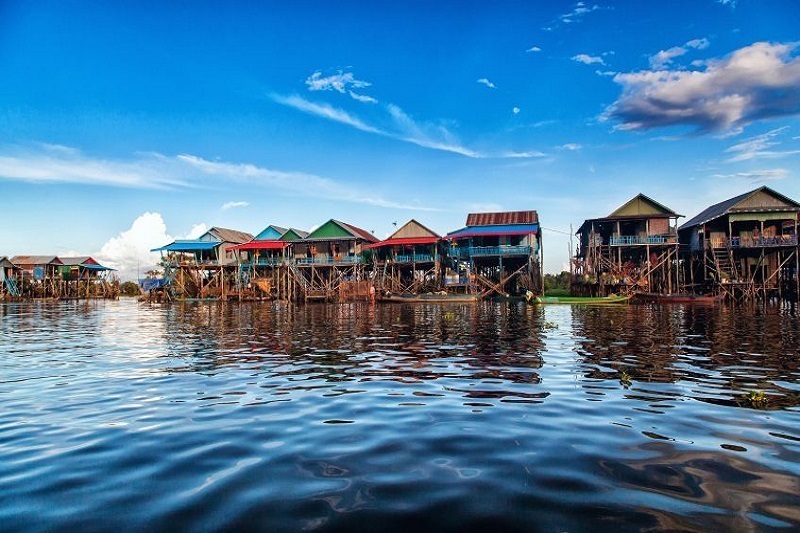 Siem Reap  Groupe de Roluos - Tonle Sap