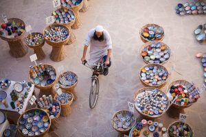 À la découverte des souks du Maroc : Plongée au cœur de l'authenticité